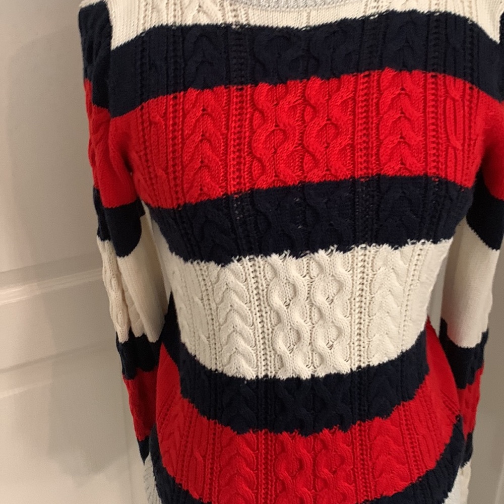 Cable sweater - Picture 4 of 4